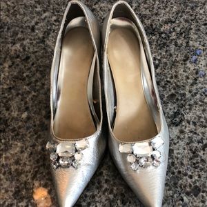 Silver pumps